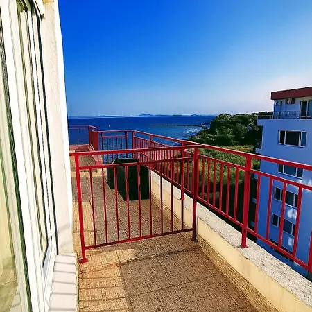 Riviera *